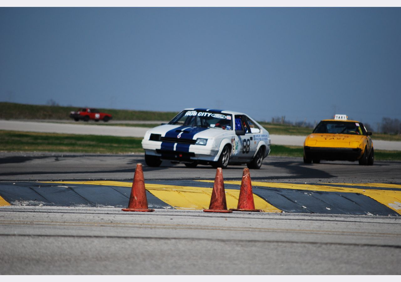 Illustration for article titled Four Hours Into The Texas Gator-O-Rama 24 Hours Of LeMons, Corolla FX16 In The Lead!